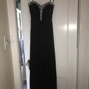 black prom dress